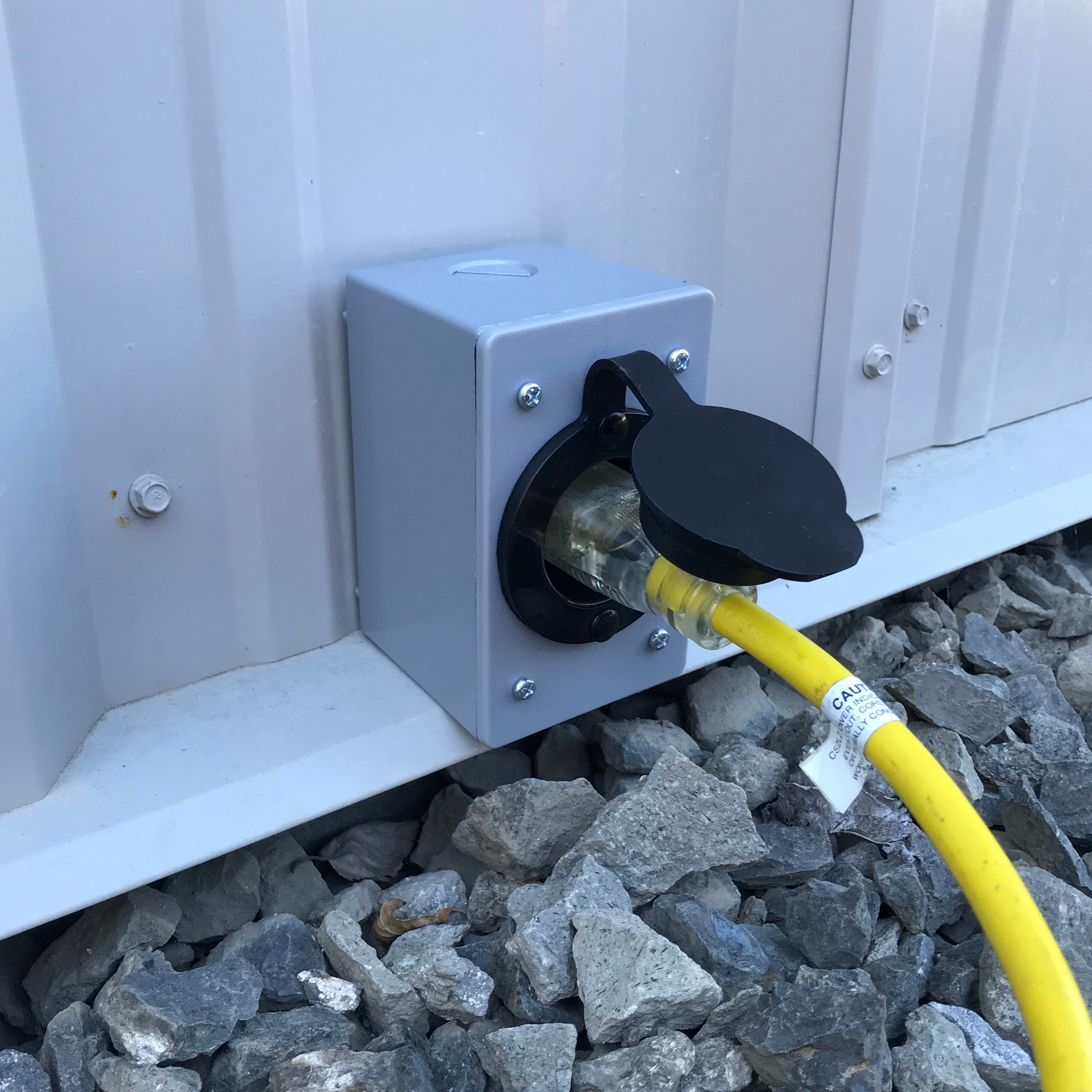 15 AMP Straight Blade Flanged Male Power Inlet Receptacle, 15 A, 125 V